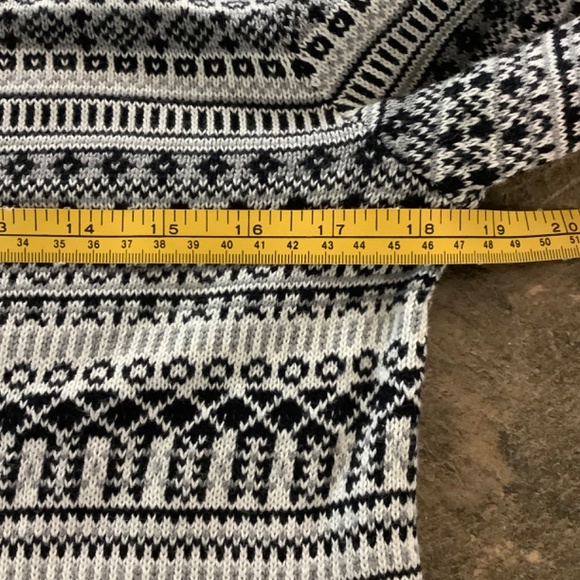 RW&Co COTTON blend Sweater fits m-ml 36-38 bust - Picture 6 of 7